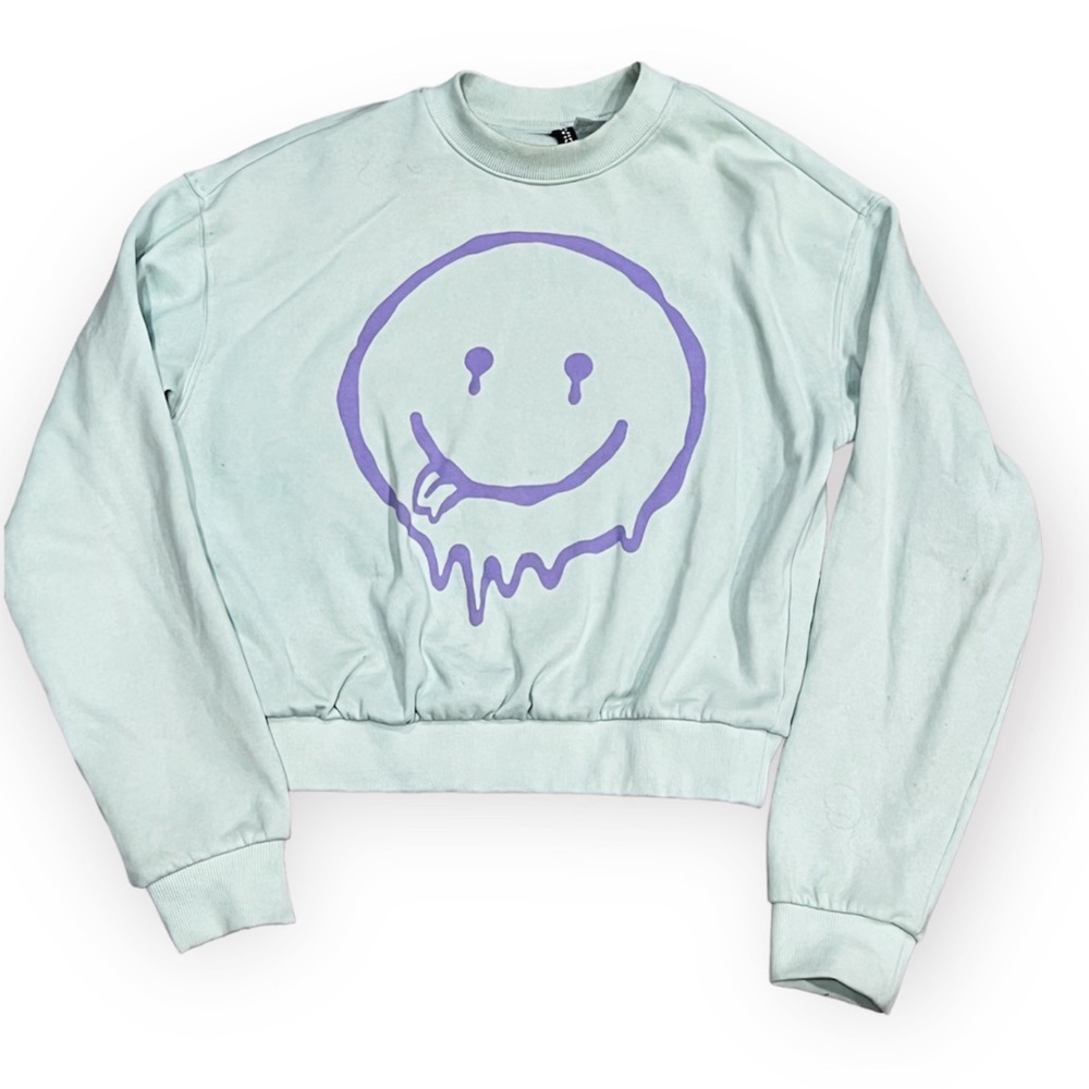 Crop top sweater